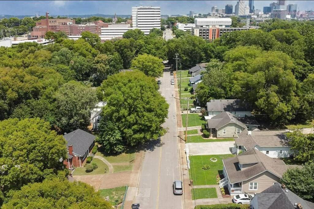 Two Bedroom Cottage Near Nashville-Downtown Exterior photo