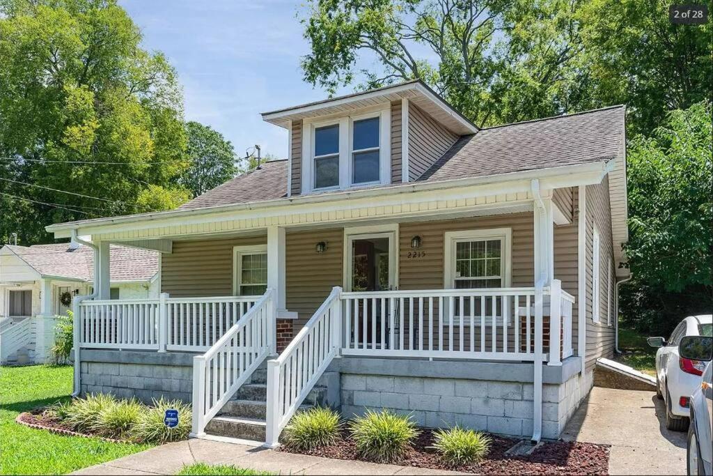 Two Bedroom Cottage Near Nashville-Downtown Exterior photo